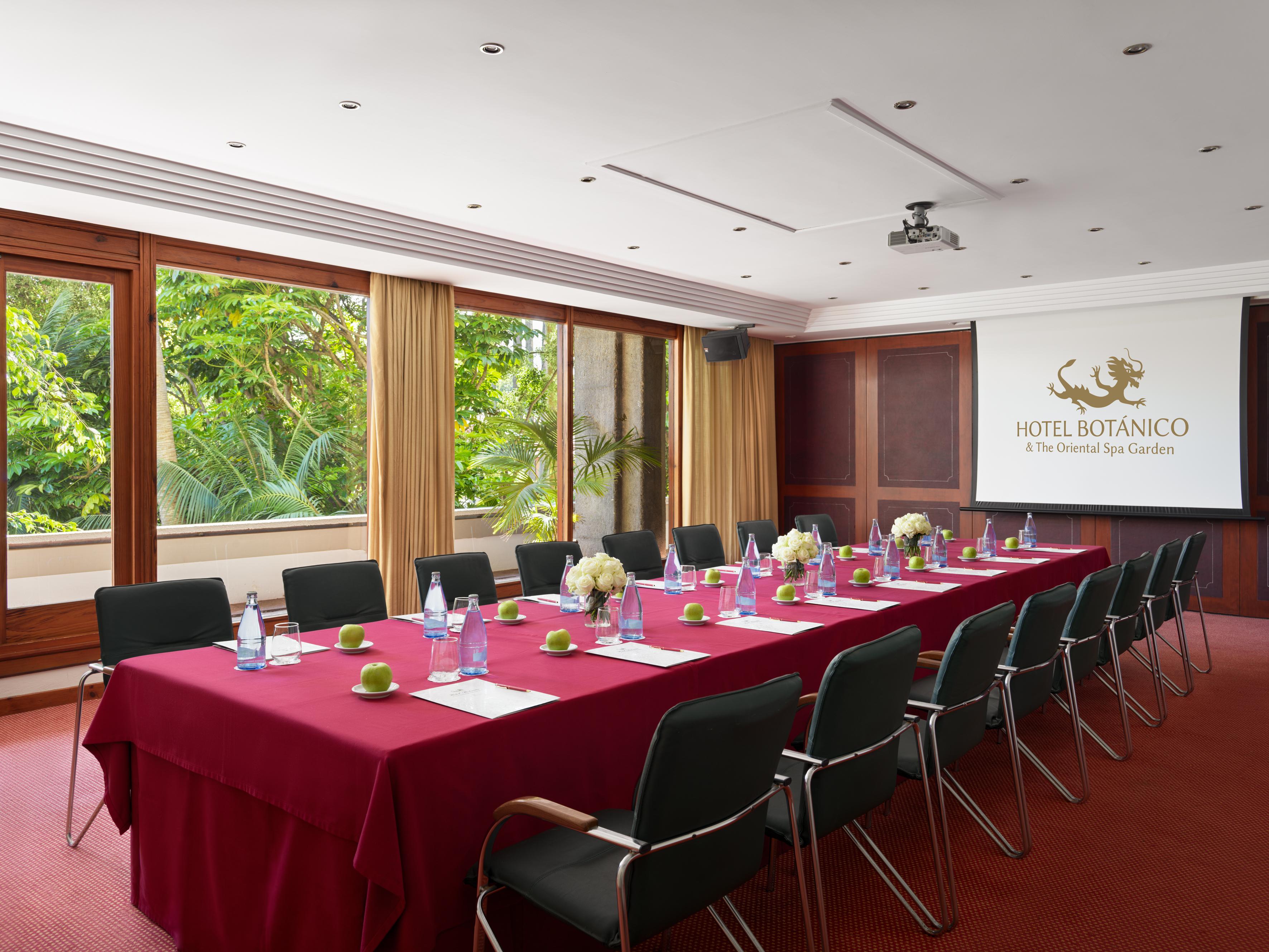 Hotell Botanico Y Oriental Garden 5*